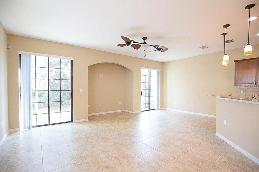 Picture of 5710 Kingletsound Place, Lithia FL 33547