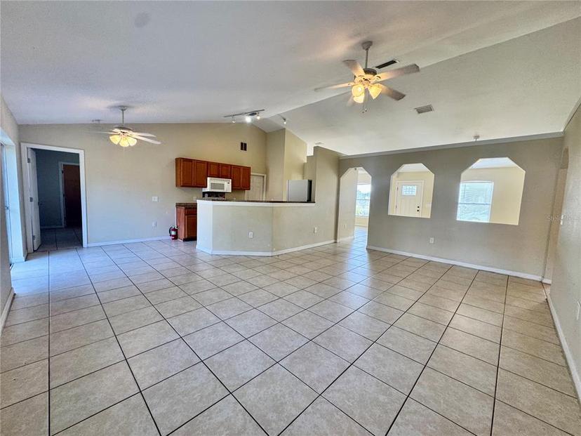 Picture of 390 Colonade Court, Kissimmee FL 34758