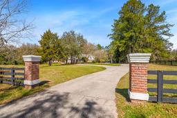 Picture of 13926 NW 21St Lane, Gainesville, FL 32606