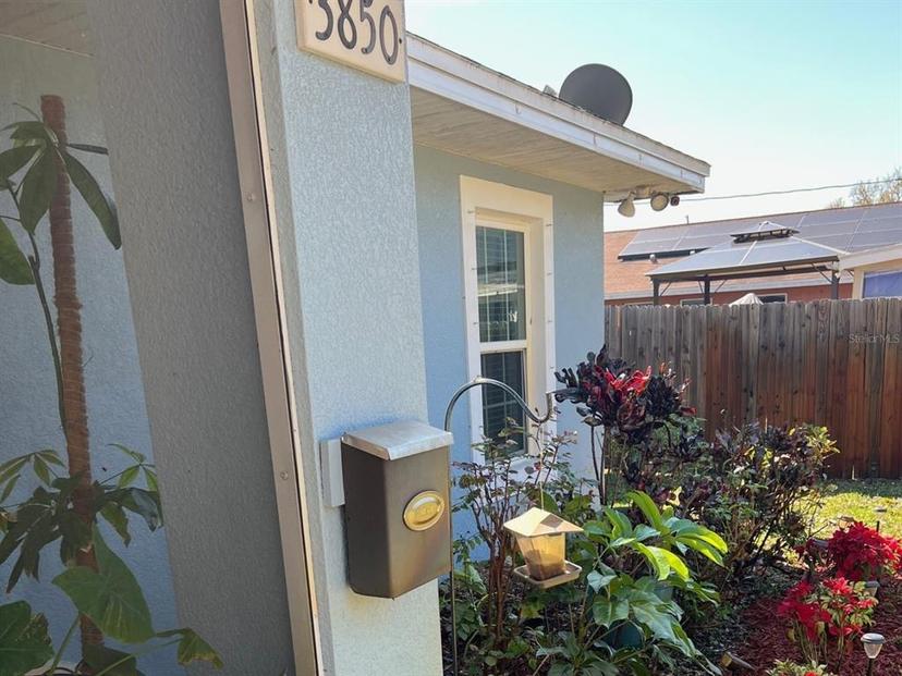 Picture of 3850 6Th Avenue N, St Petersburg FL 33713