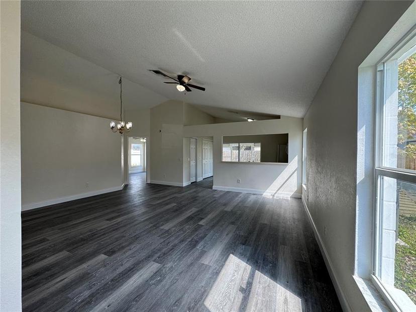 Picture of 8229 Riverboat Drive, Tampa FL 33637