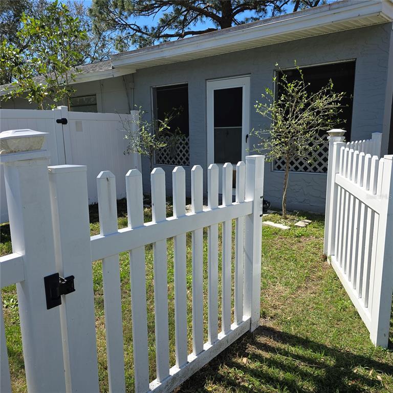 Picture of 6194 59Th Place N, St Petersburg FL 33709