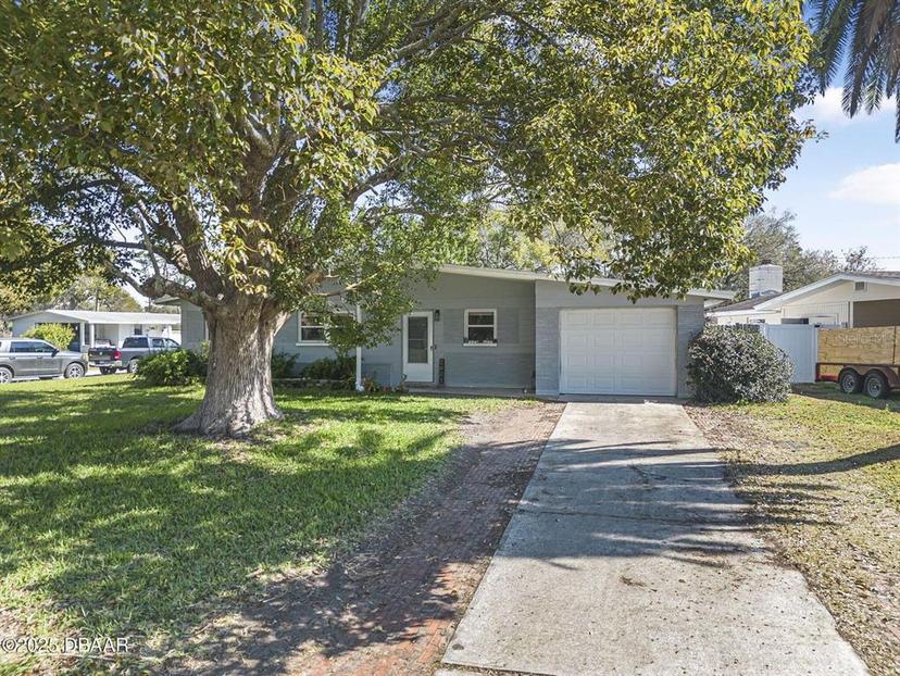 Picture of 2821 Oak Lea Drive, South Daytona FL 32119
