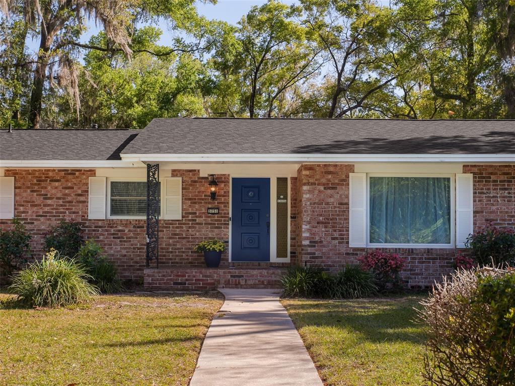 Picture of 3751 NW 16Th Place, Gainesville, FL 32605