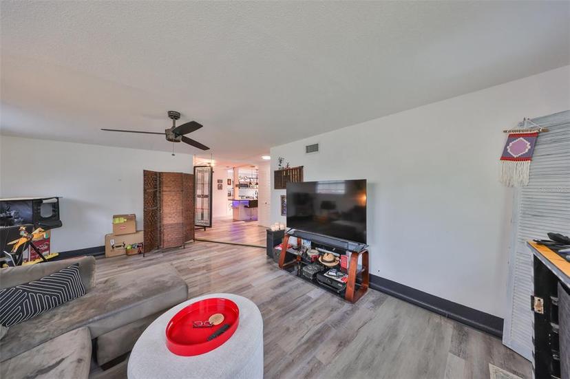 Picture of 5601 2Nd Avenue N, St Petersburg FL 33710