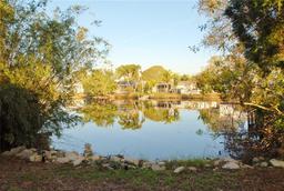 Picture of 8708 Orient Way Ne, St Petersburg, FL 33702