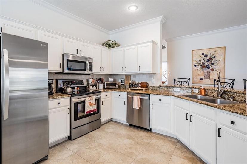 Picture of 13247 Palmilla Circle, Dade City FL 33525