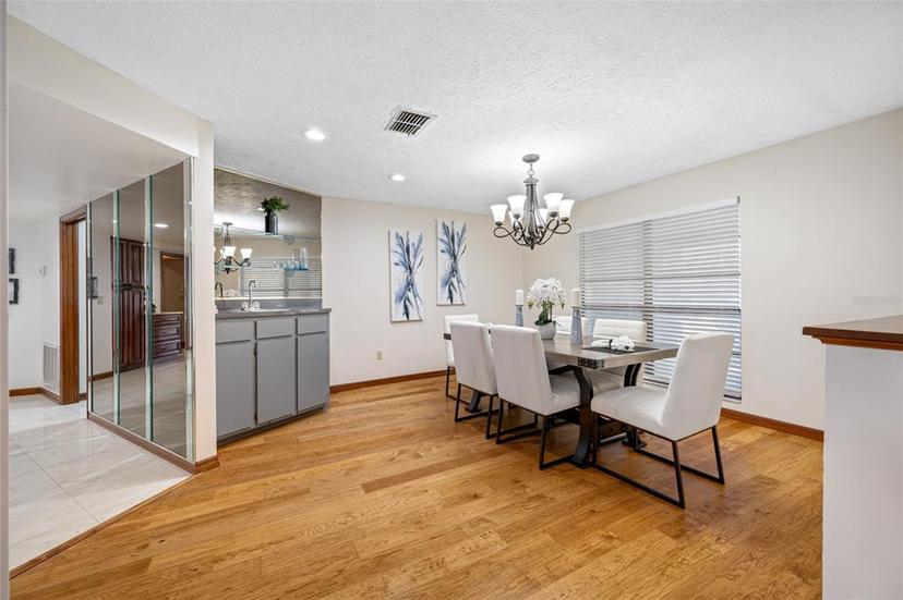 Picture of 1906 Del Oro Court, Dunedin FL 34698