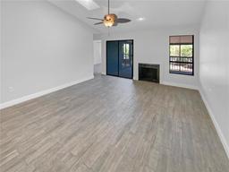 Picture of 110 Lakeside Colony Drive, Tarpon Springs, FL 34689