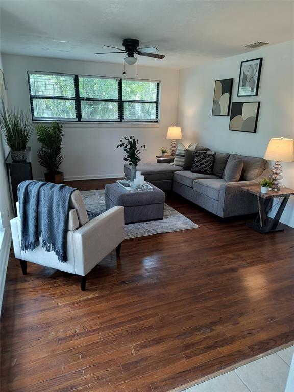 Picture of 204 Redwood Avenue, Temple Terrace FL 33617