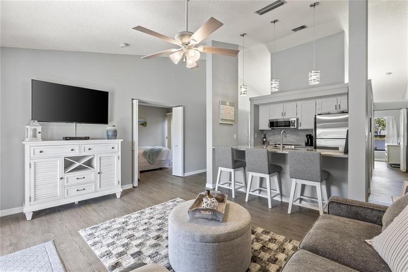 Picture of 1027 Capri Isles Boulevard Unit 22, Venice FL 34292