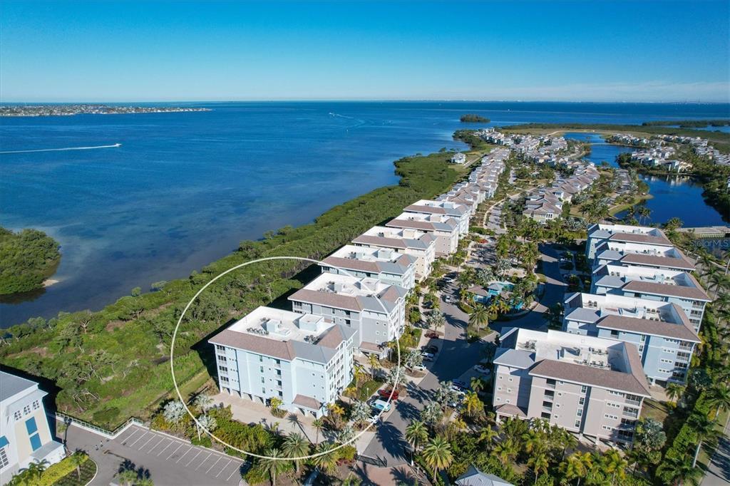 Picture of 396 Aruba Circle Unit 302, Bradenton, FL 34209
