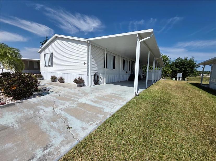 Picture of 1601 Us Highway 441 Se Unit 24, Okeechobee FL 34974