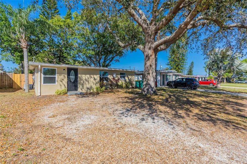 Picture of 10151 114Th Terrace N, Largo FL 33773