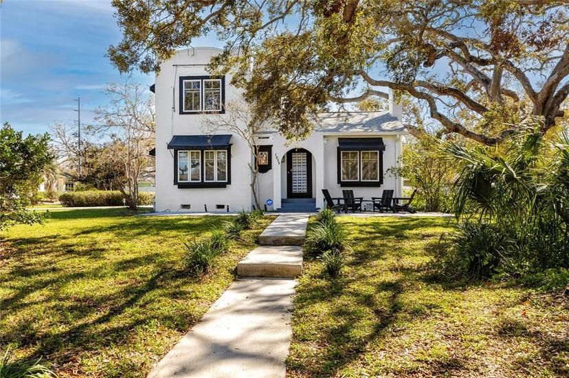 Picture of 1055 Commodore Street, Clearwater FL 33755