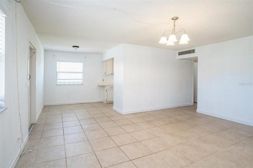 Picture of 1801 Bedford Ln # 32, Sun City Center FL 33573