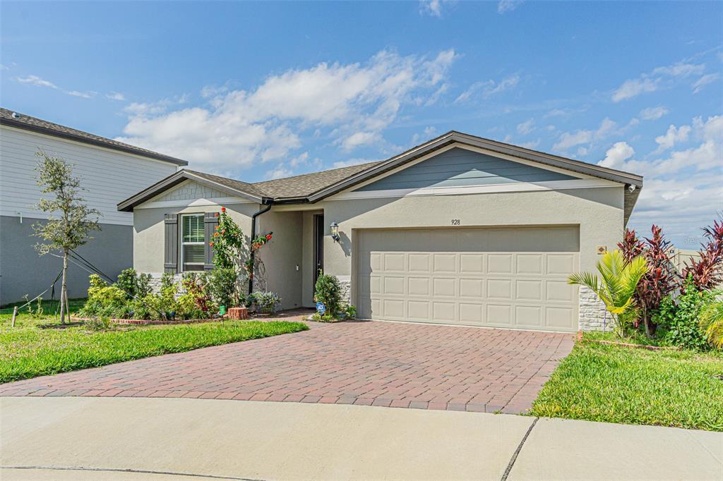 Picture of 928 Cambridge Drive, Winter Haven, FL 33881
