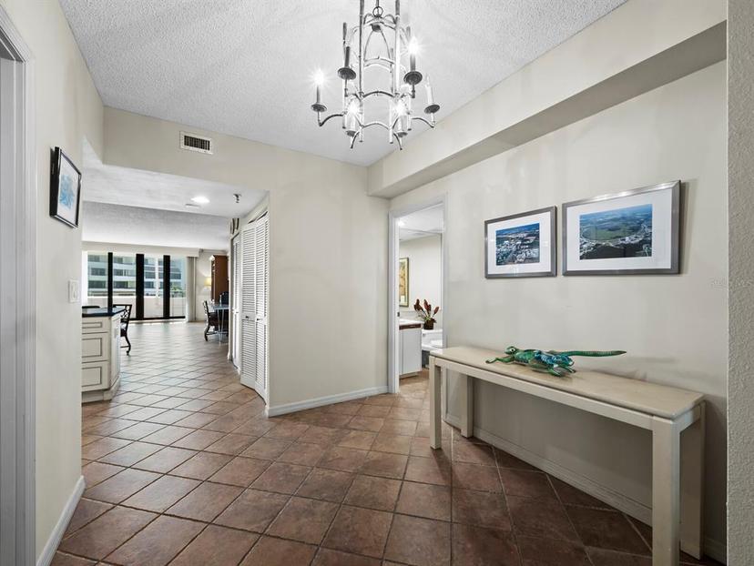Picture of 1485 Gulf Of Mexico Drive Unit 205, Longboat Key FL 34228