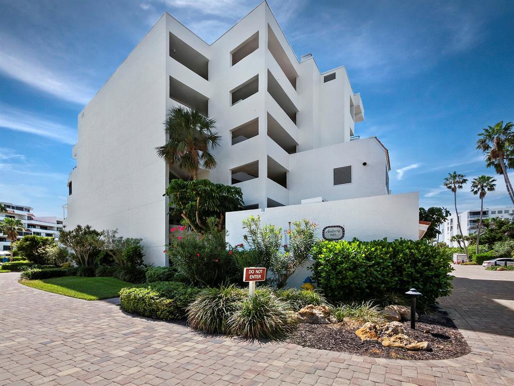Picture of 1485 Gulf Of Mexico Drive Unit 205, Longboat Key, FL 34228