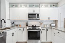 Picture of 3316 W Ballast Point Boulevard, Tampa, FL 33611