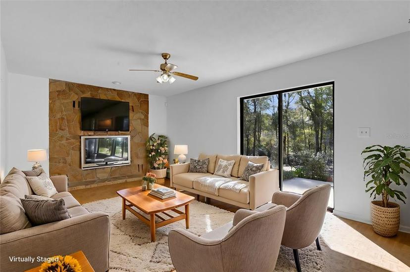 Picture of 20240 SW 95Th Street, Dunnellon FL 34431