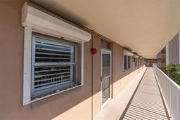 Picture of 1847 Shore Drive S Unit 215, South Pasadena, FL 33707