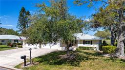 Picture of 5621 Palm Aire Drive, Sarasota, FL 34243