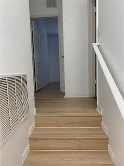 Picture of 1552 Broken Oak Drive Unit B, Winter Garden, FL 34787