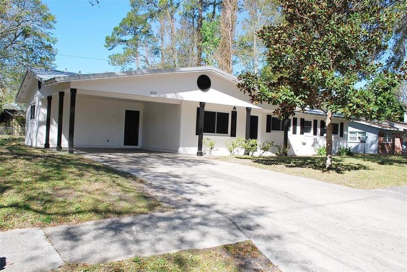 Picture of 1802 NE 15Th Terrace, Gainesville FL 32609