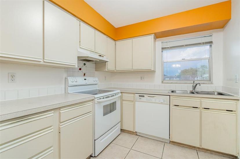 Picture of 2601 Sand Trap Lane Unit 9B, Melbourne FL 32935