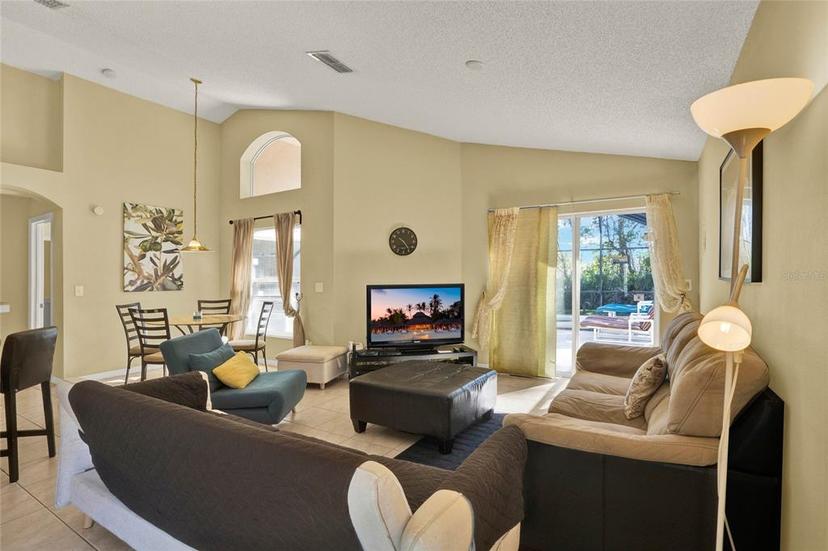 Picture of 151 Castaway Beach Way, Kissimmee FL 34746