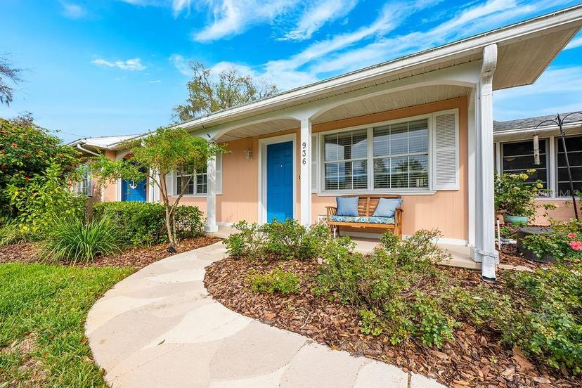 Picture of 936 N Baker Street, Mount Dora FL 32757