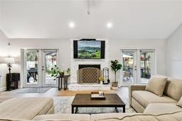 Picture of 2818 W Thornton Avenue, Tampa, FL 33611