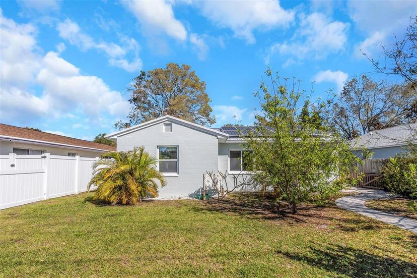 Picture of 356 Ridge Road Sw, Largo FL 33770
