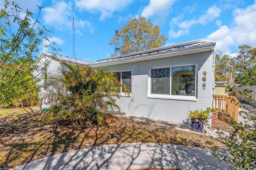 Picture of 356 Ridge Road Sw, Largo FL 33770