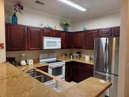 Picture of 1361 Tuscan Terrace Unit 7105, Davenport, FL 33896