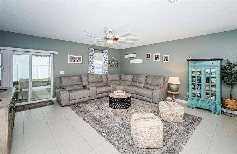 Picture of 6482 Beverly Hills Drive, Zephyrhills FL 33541