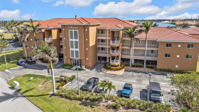 Picture of 3322 Purple Martin Drive Unit 127, Punta Gorda FL 33950