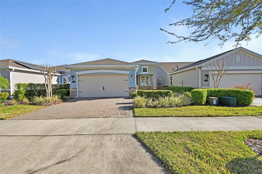 Picture of 1079 Lincolnshire Drive, Deland, FL 32724