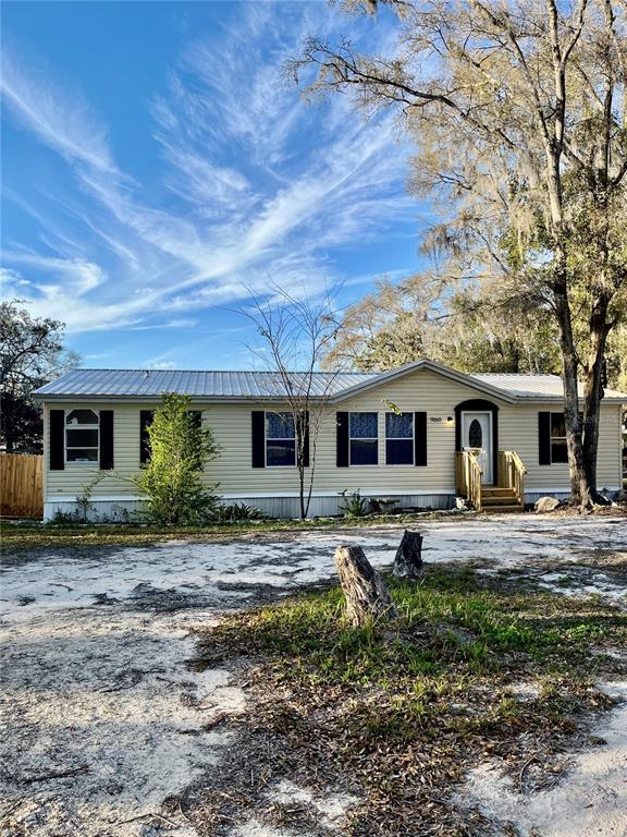 Picture of 9160 SE 66 Circle, Trenton FL 32693