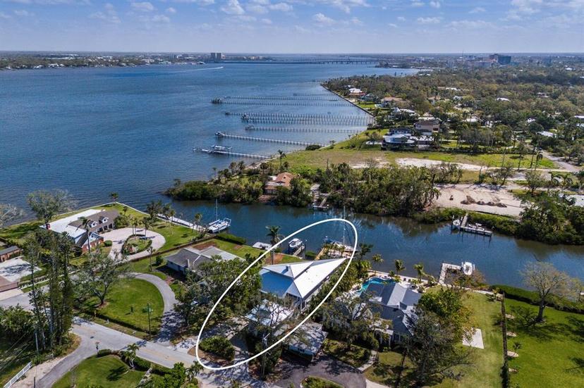 Picture of 3924 Riverview Boulevard, Bradenton FL 34209