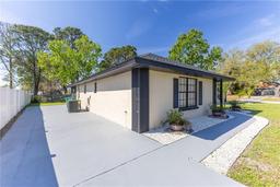 Picture of 2931 Chilton Street, Deltona, FL 32738