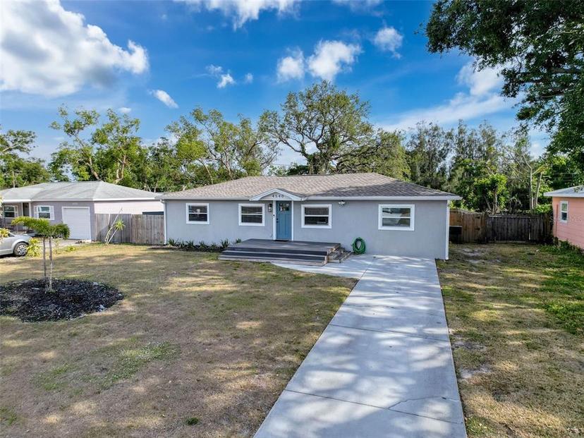 Picture of 4540 52 Avenue N, St Petersburg FL 33714