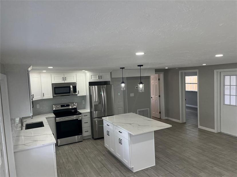 Picture of 3826 Clover Lane, Sarasota FL 34233
