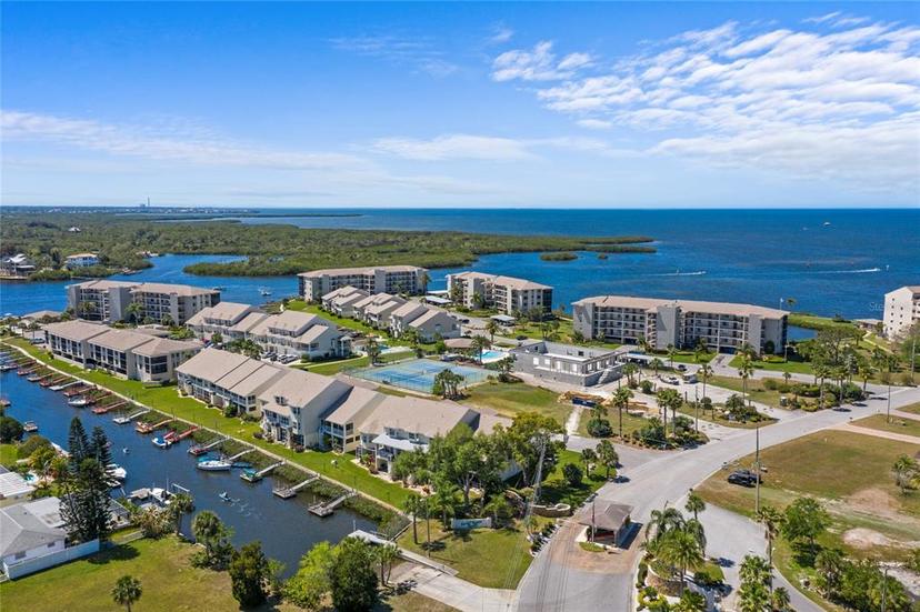 Picture of 8211 Brent Street Unit 816, Port Richey FL 34668