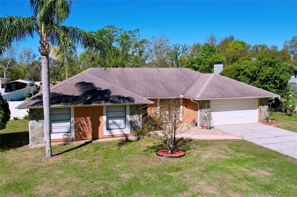 Picture of 17010 Aspen Meadows Drive, Lutz, FL 33548