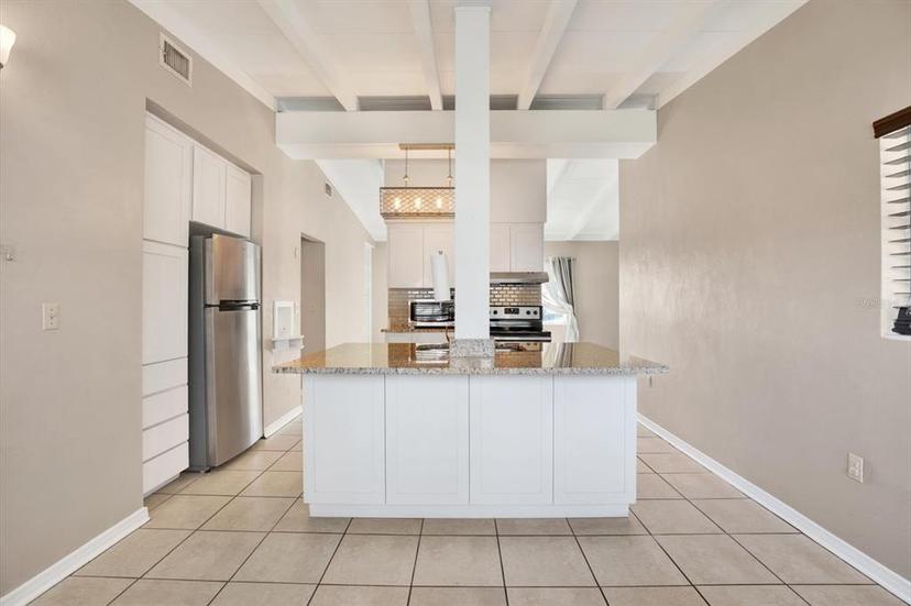Picture of 2421 Cypress Lane, Lakeland FL 33801