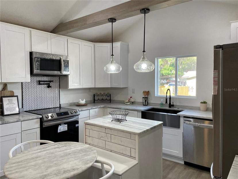 Picture of 1700 Hollywood Avenue, Eustis FL 32726