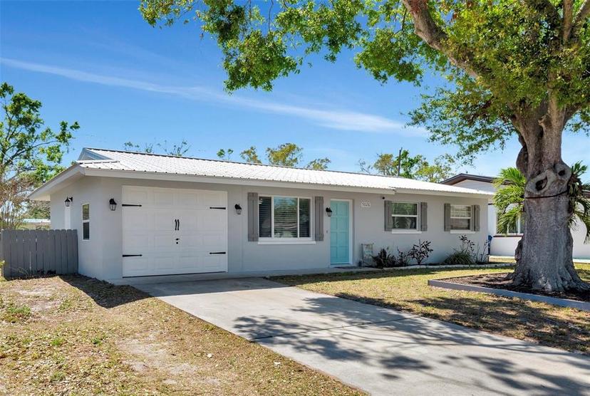 Picture of 5026 Brookmeade Drive, Sarasota FL 34232
