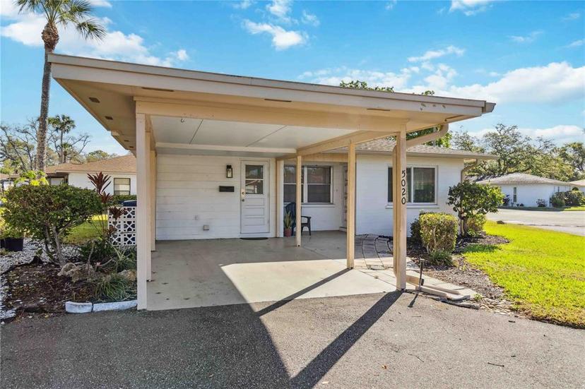 Picture of 5020 Live Oak Circle, Bradenton FL 34207